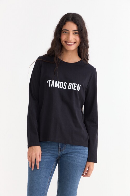 Remera m/l cuello a la base estampada NEGRO