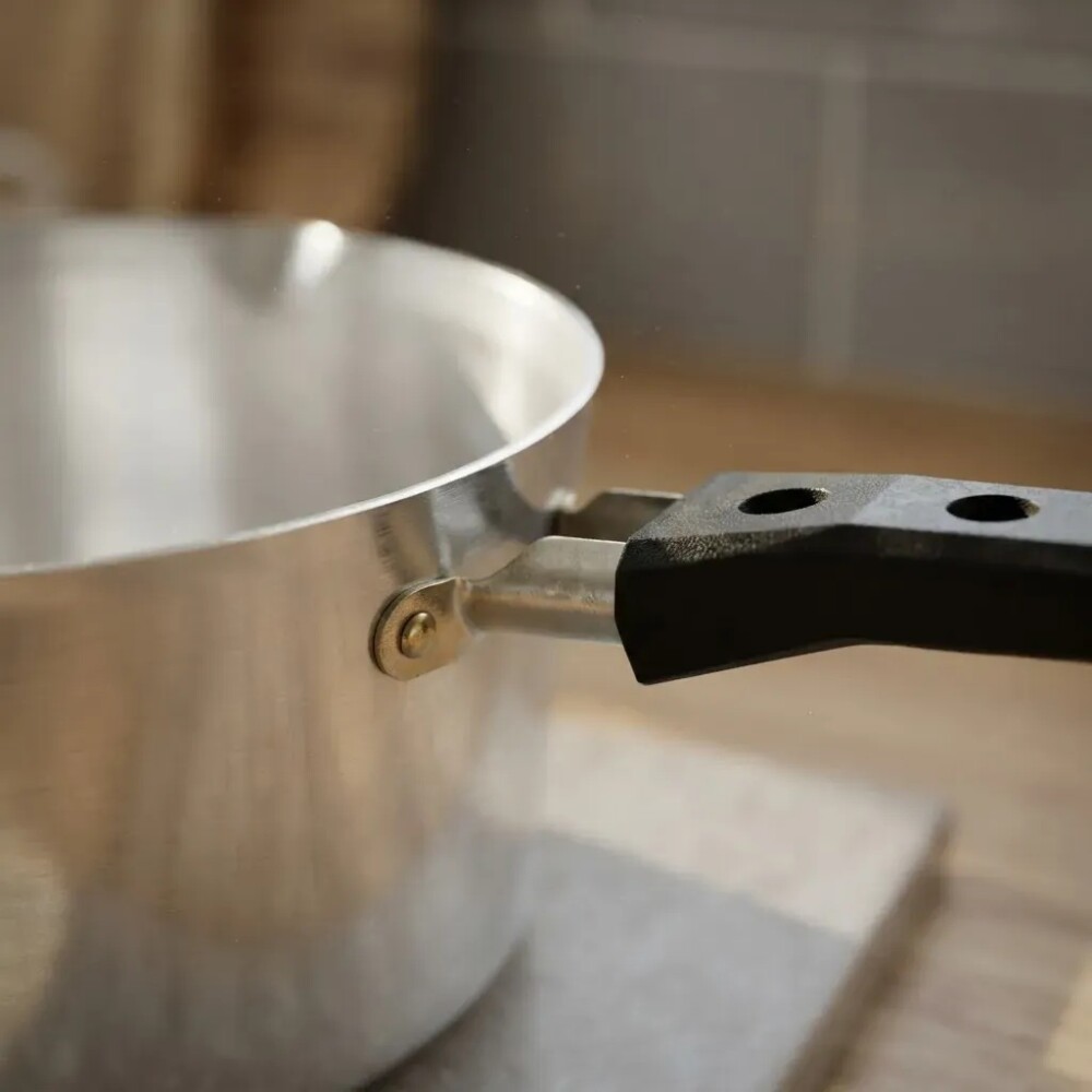 Cacerola aluminio 18 cm con cabo sin tapa ARARY Cacerola aluminio 18 cm con cabo sin tapa ARARY