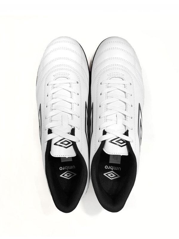 Calzado Classic II TF Umbro Hombre Blanco, Negro