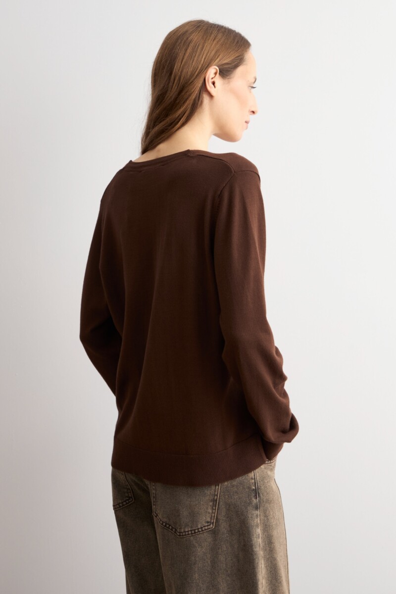 Sweater básico escote V chocolate