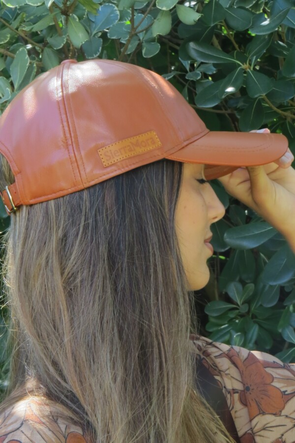 Royal Cap Camel