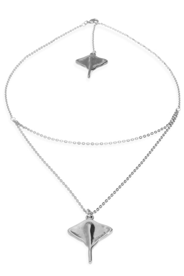 COLGANTE DE DOBLE CADENA CORTA ALEACIÓN DE METALES BAÑADO EN PLATA DE LEY CON MANTARRAYA Colgante
