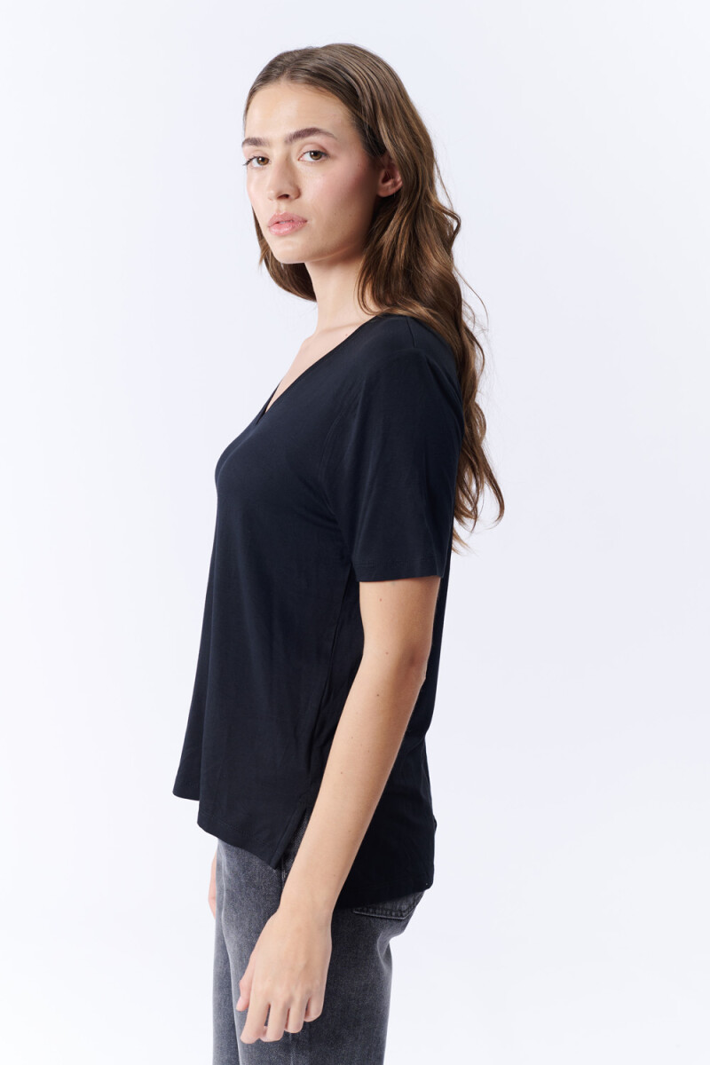 Remera Manga Corta Escote Negra