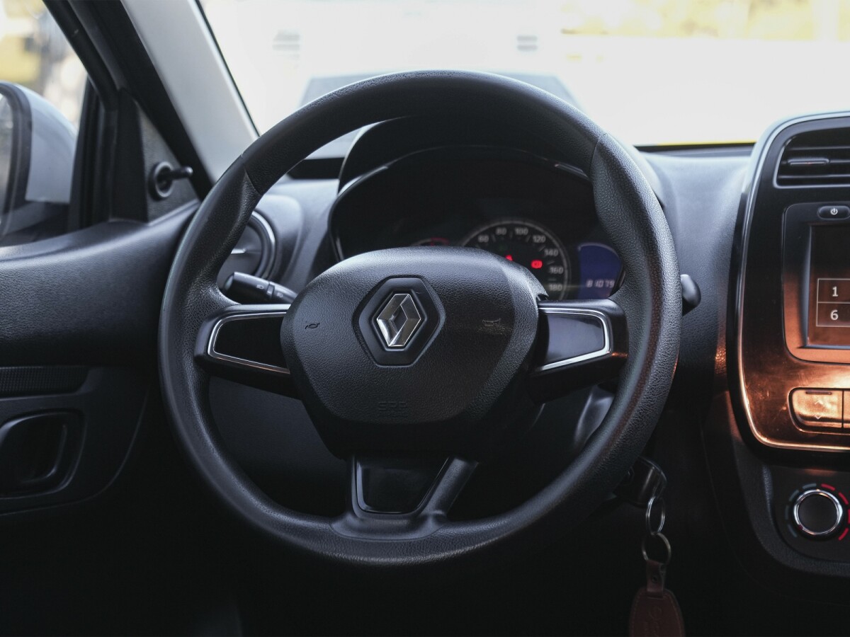 Renault Kwid Intense EXCELENTE ESTADO! | Permuta / Financia Renault Kwid Intense EXCELENTE ESTADO! | Permuta / Financia