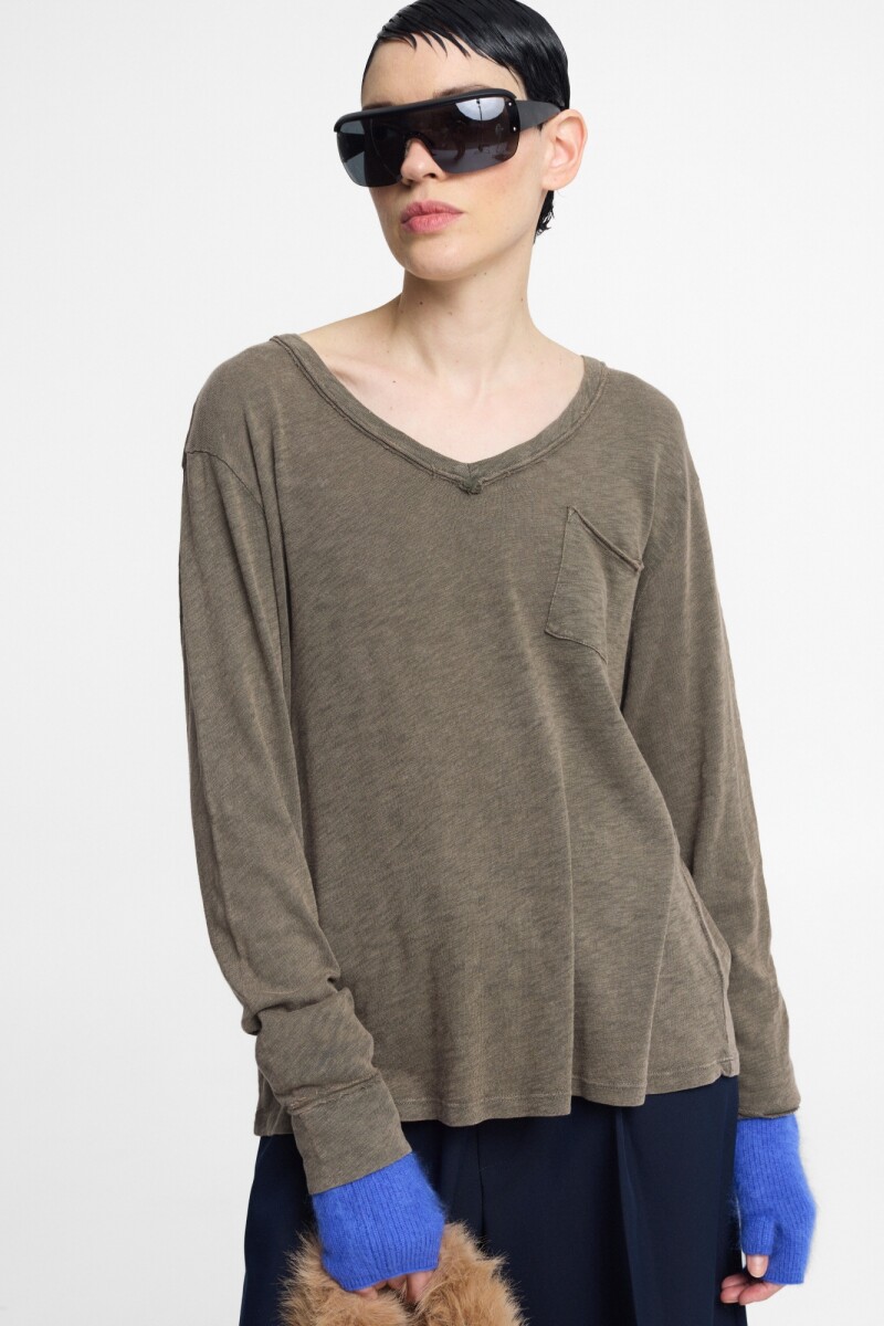 Remera Verde Militar
