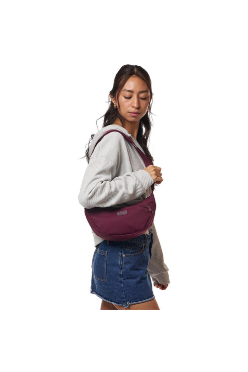 Canguro Unphased Crossbody Small Cherry Lacquer/cherry L