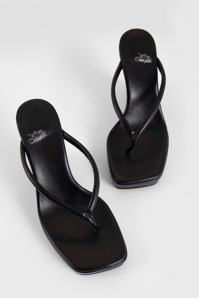 SANDALIA EJECTA Negro