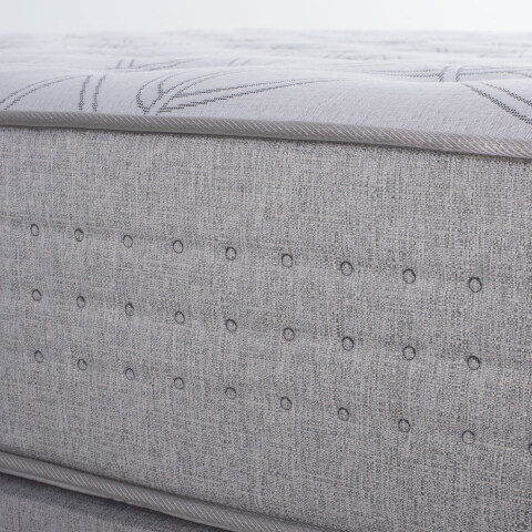 Colchón De Resortes Extra King Alto Suport 193 x 203 x 32 cm Colchón De Resortes Extra King Alto Suport 193 x 203 x 32 cm