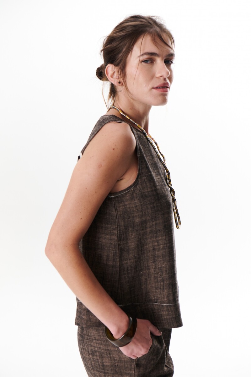 TOP MELANIE MARRON