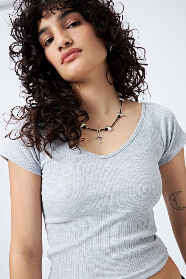 REMERA GEMMA Gris Melange