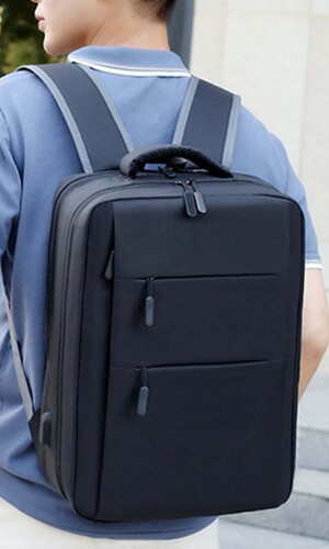 MOCHILA USB AMERICAN TEACHER NEGRO