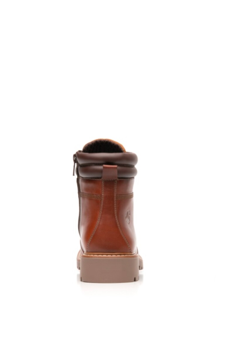 Bota Corta Outdoor Flexi Country Para Mujer Con Agujetas - Marrón — Marcel  Calzados | LUWINGO S.A