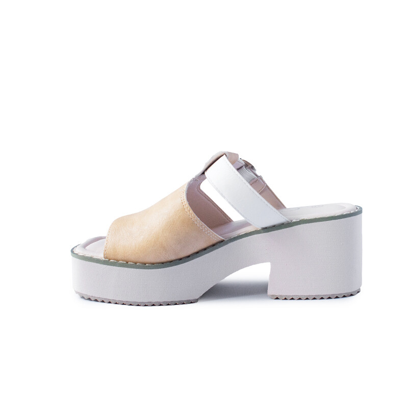 Sandalia de dama Osada Beige/White