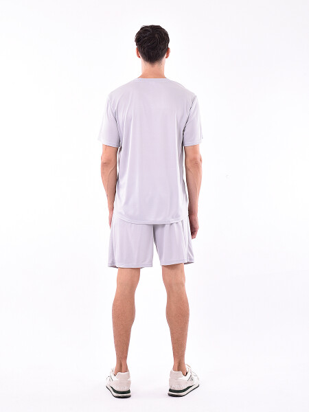REMERA NIKOLAOS GRIS CLARO