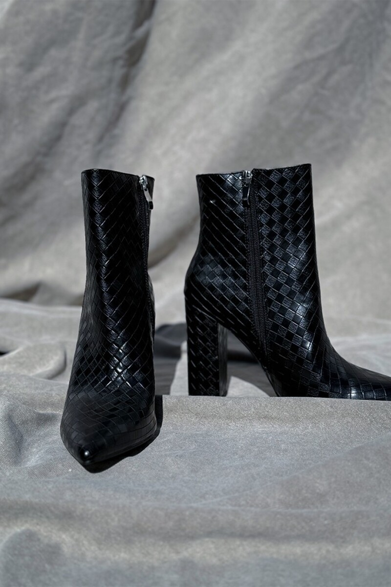 Bota Neada Negro