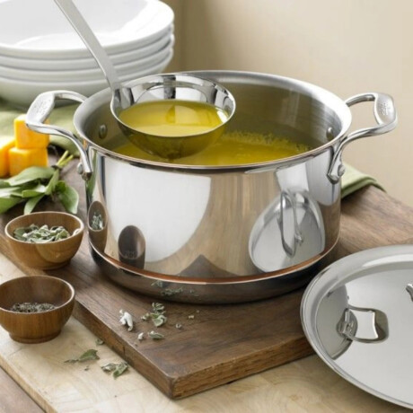 Cucharon inox. monoblock de 31 cm Cucharon inox. monoblock de 31 cm