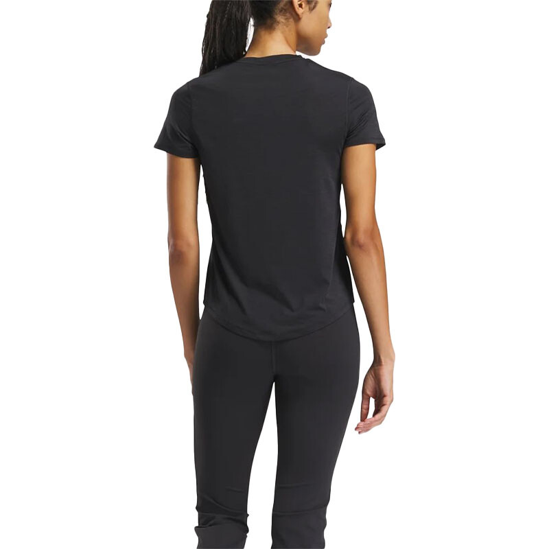 Remera Reebok Chill Athletic Negro