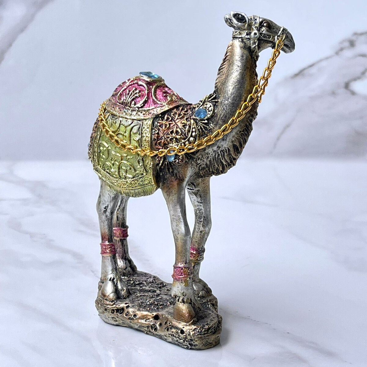 Camello Decorativo Resina Ato 15cm x Largo 11cm 