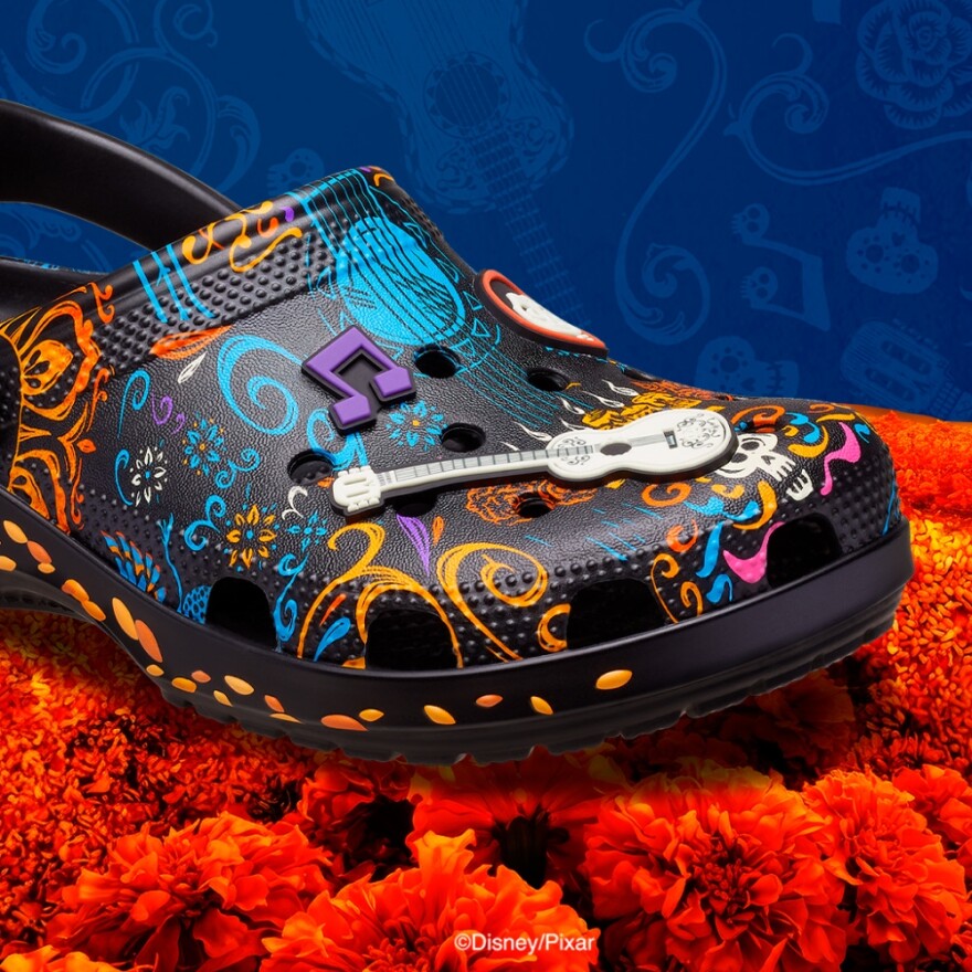 Crocs Classic Coco Clog Unisex Multi