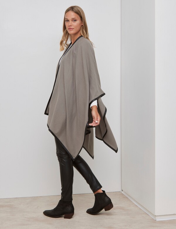 Ruana Soft Det Ribet GRIS