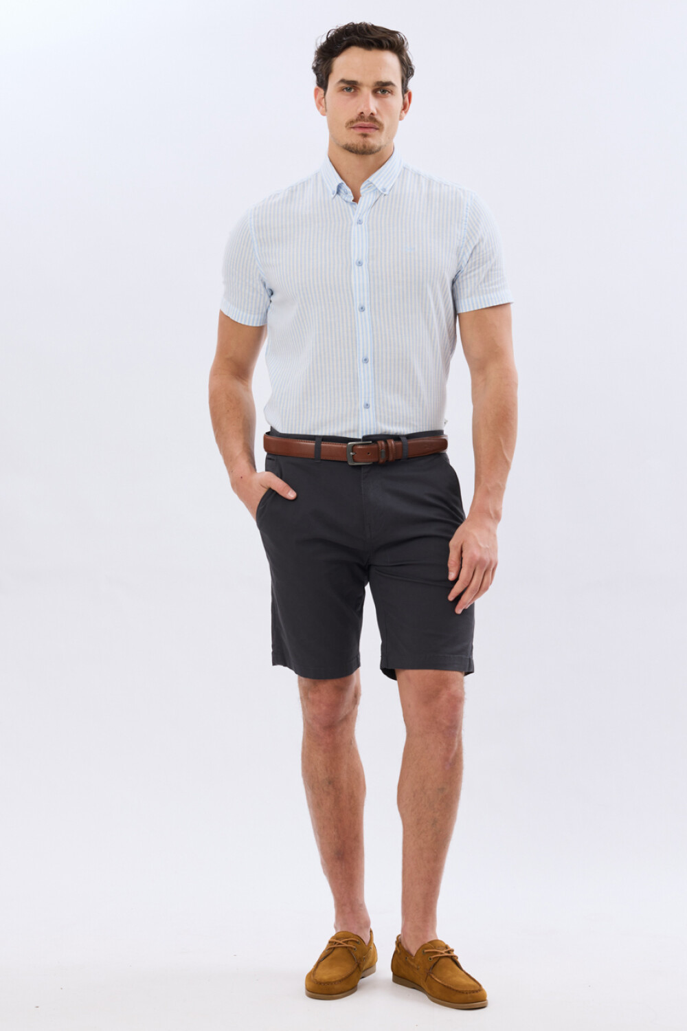 BERMUDA CLASICA CON ELASTANO Gris