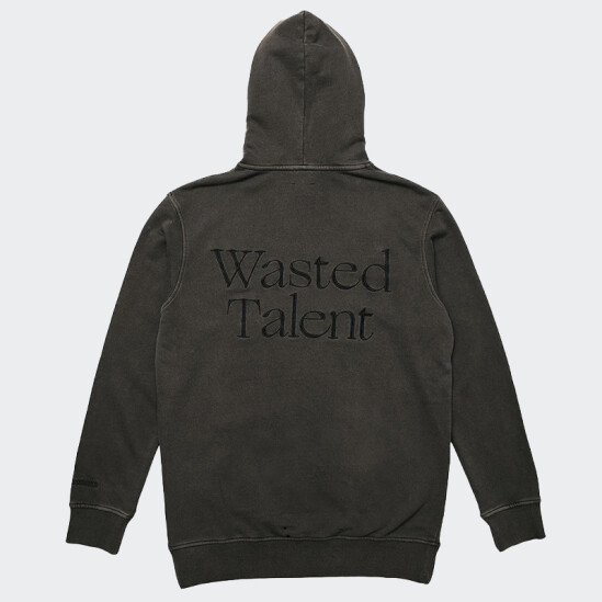 Remera Wasted Talent Bellavista Hood Negro