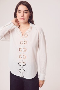 Camisa Broderie Nácar