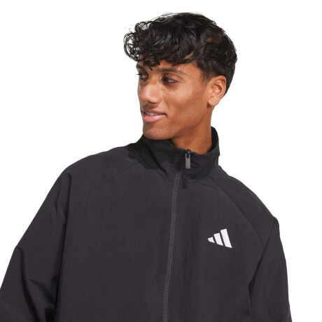 Campera Essential de Hombre Negro