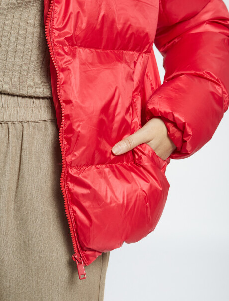 Campera puffer rojo