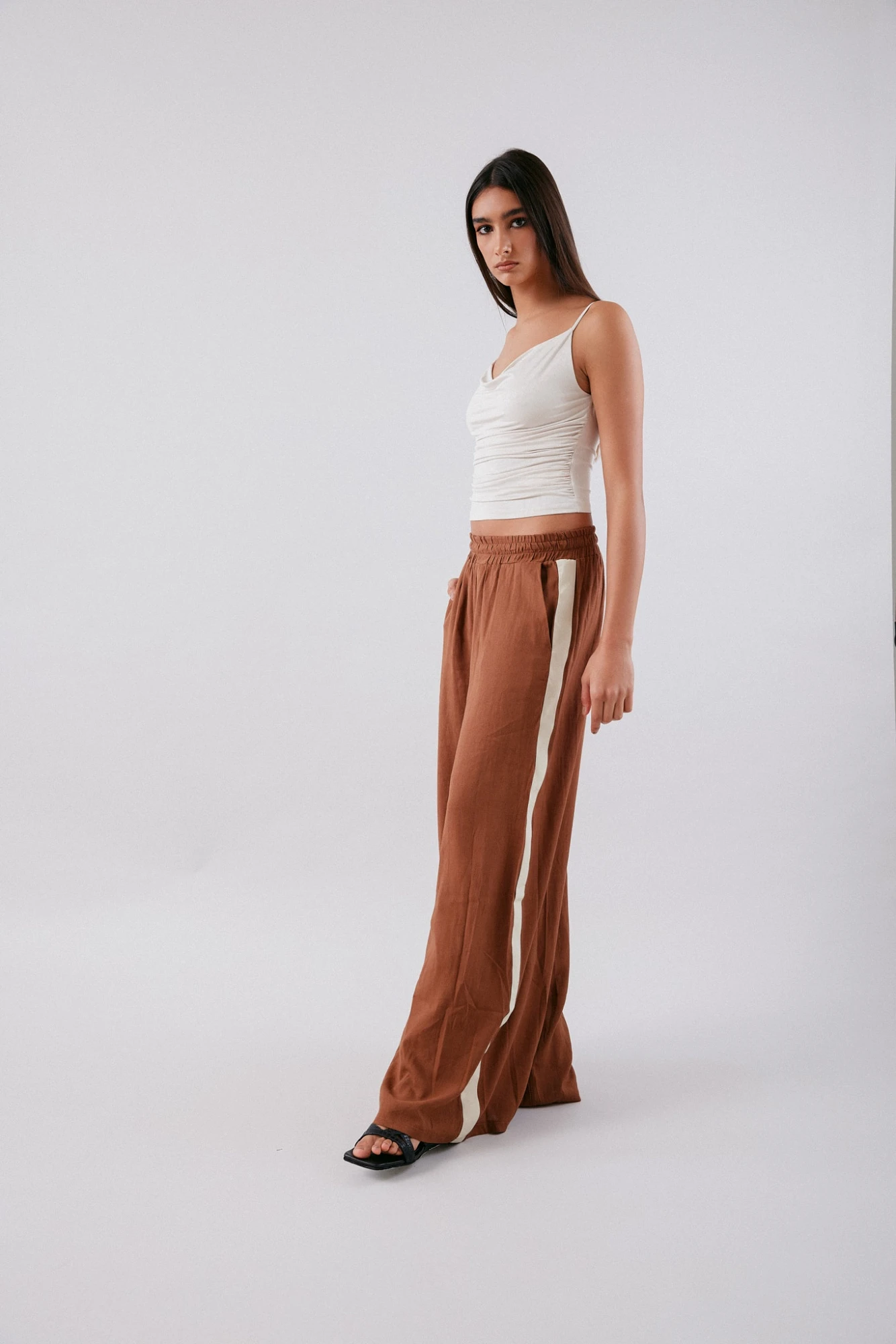 Pantalón Gia marron s/m