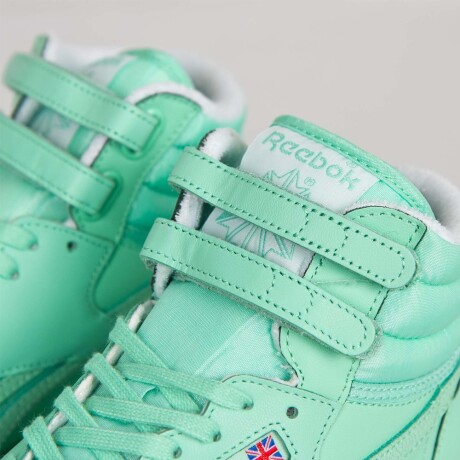 Championes Reebok Mujer F/S Hi Spirit Classic Urbano Verde