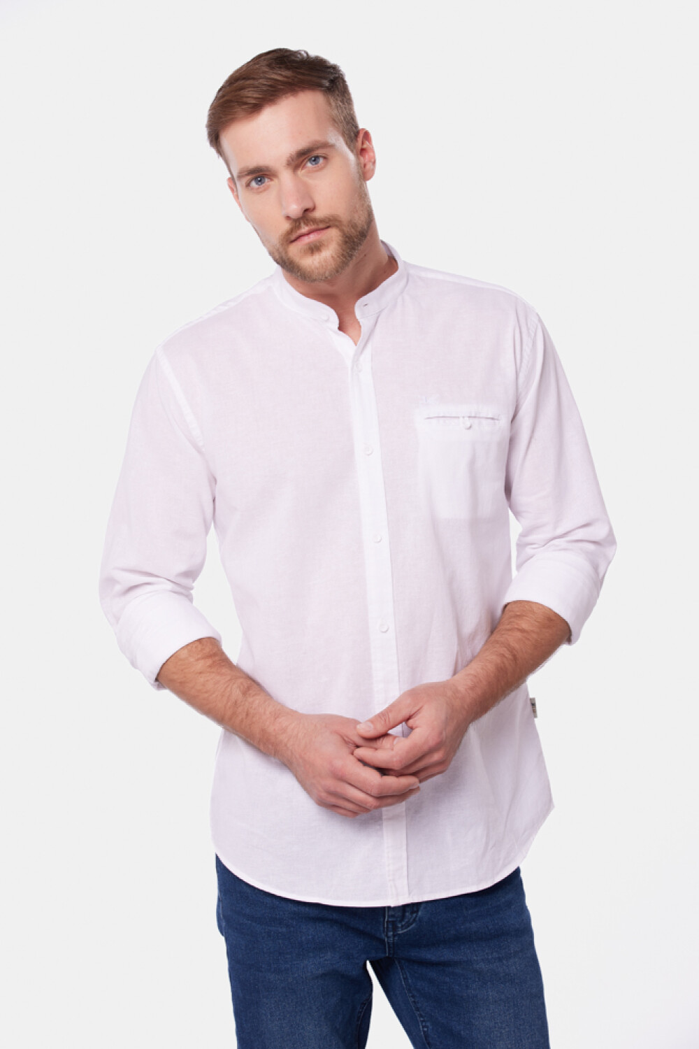 CAMISA DE LINO CUELLO MAO Blanco