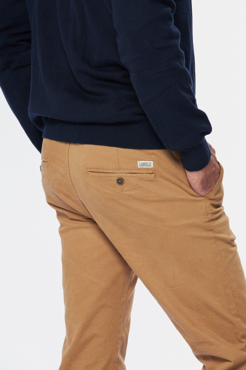PANTALÓN SKINNY CON SPANDEX - Camel 