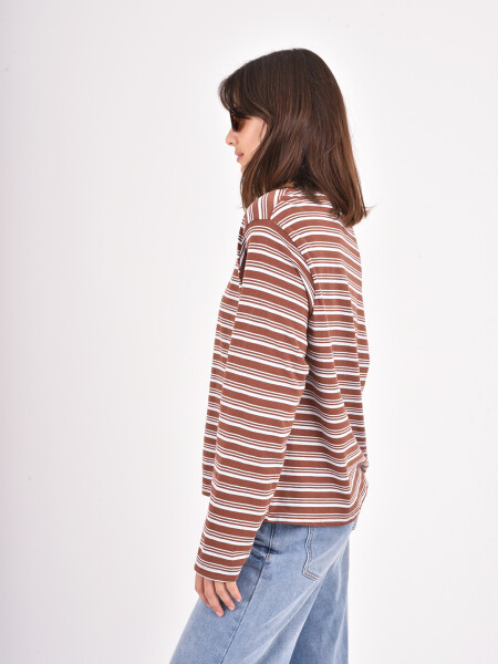 REMERA CRISIA CHOCOLATE