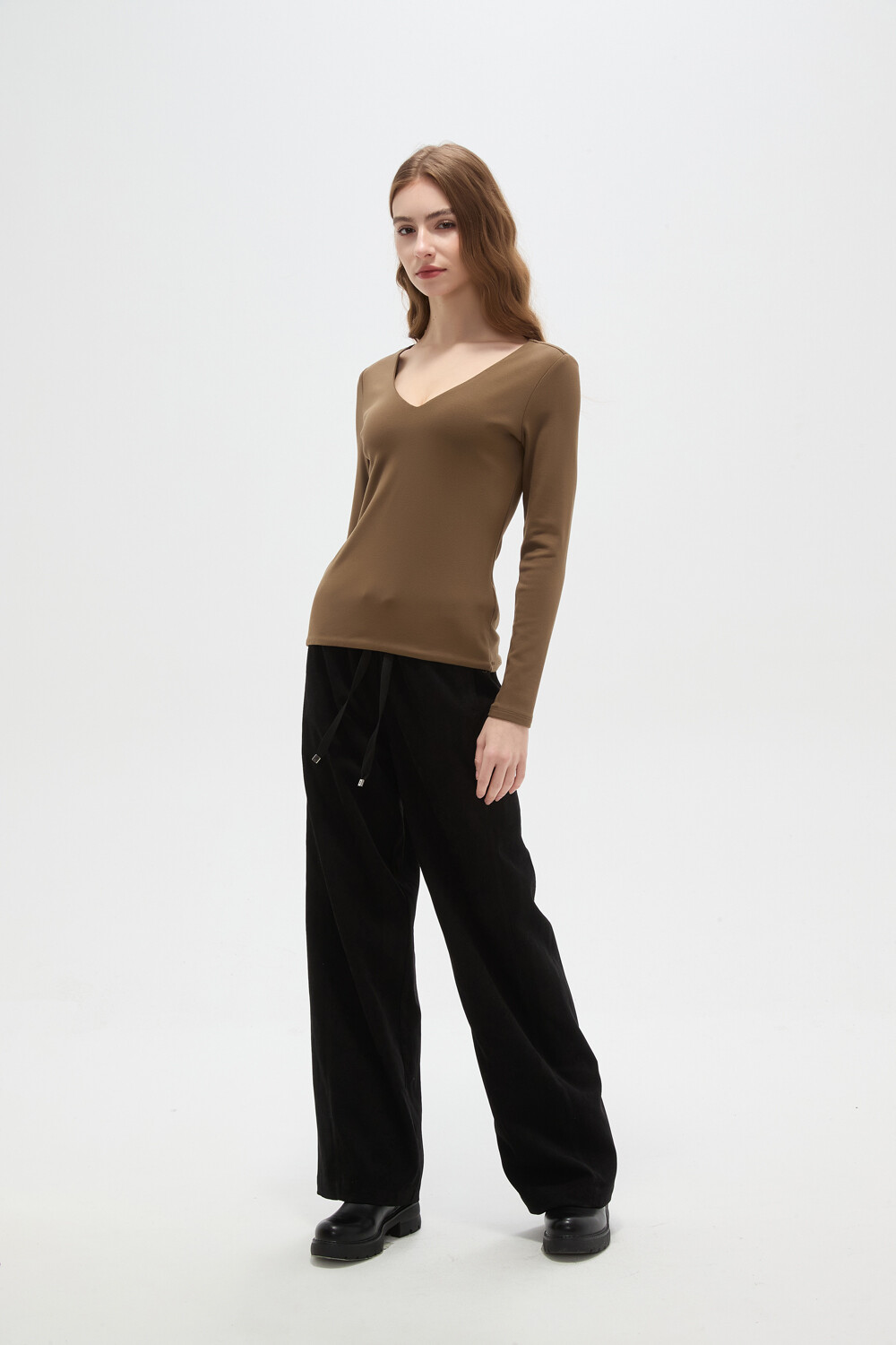 Remera Inhara Verde Oliva Oscuro