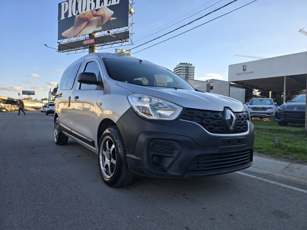 Renault Kangoo 2020 EXCELENTE ESTADO! | Permuta / Financia Renault Kangoo 2020 EXCELENTE ESTADO! | Permuta / Financia