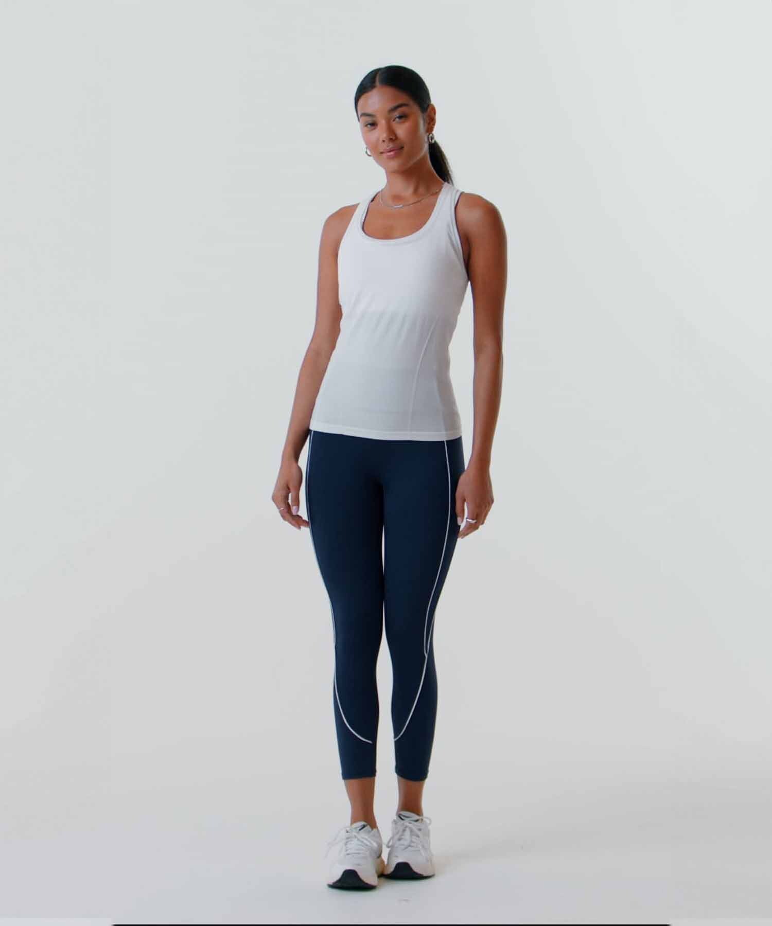 Bividi Feather Tech+ Racerback Mujer Black