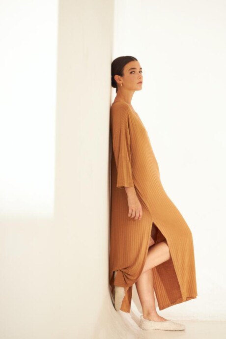 VESTIDO MAGNIFICENT CAMEL