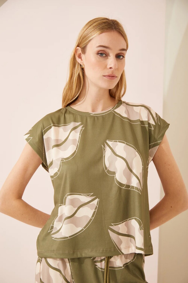 REMERA MUDRA - VERDE 