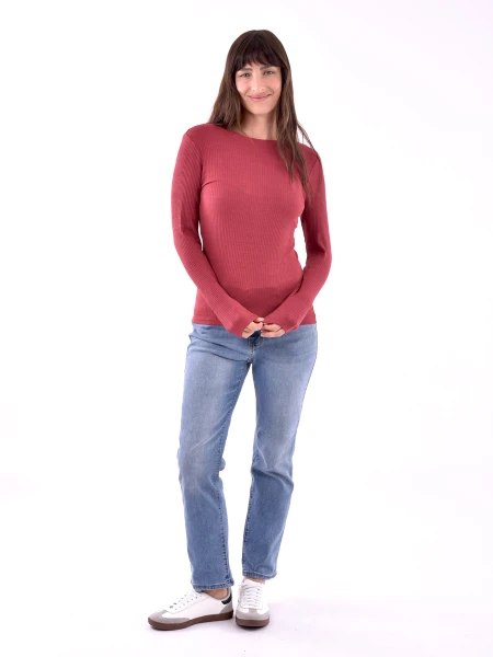 REMERA NULA BORDEAUX