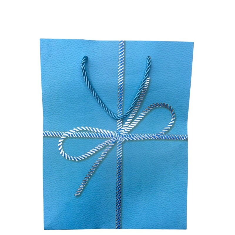 BOLSO DE REGALO • 23x18cm BOLSO DE REGALO • 23x18cm