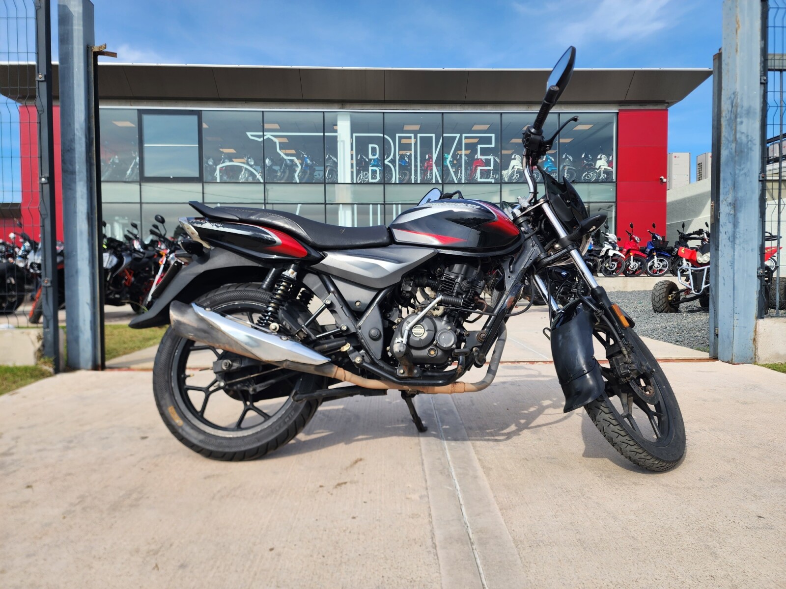 Bajaj Discover 125 Usada - Reserva 