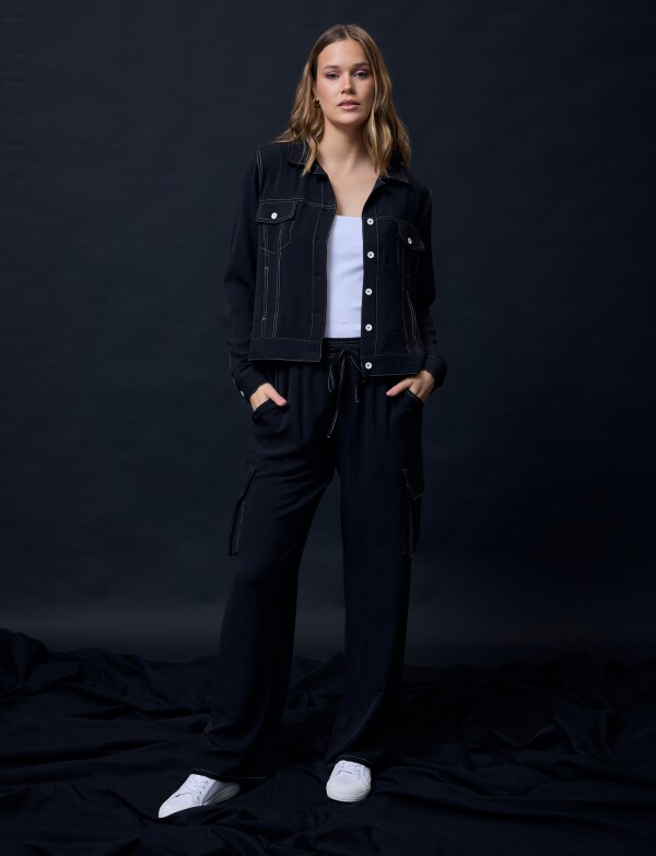 Pantalon Cargo Pespunte NEGRO