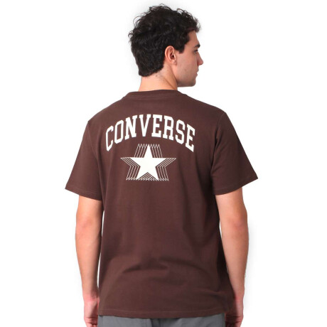 Remera Retro Chuck Tee de Hombre Chocolate