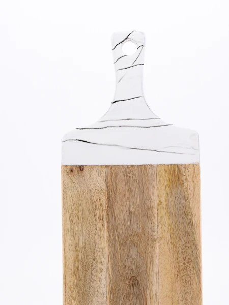 TABLA CUADRADA CON DETALLE MADERA