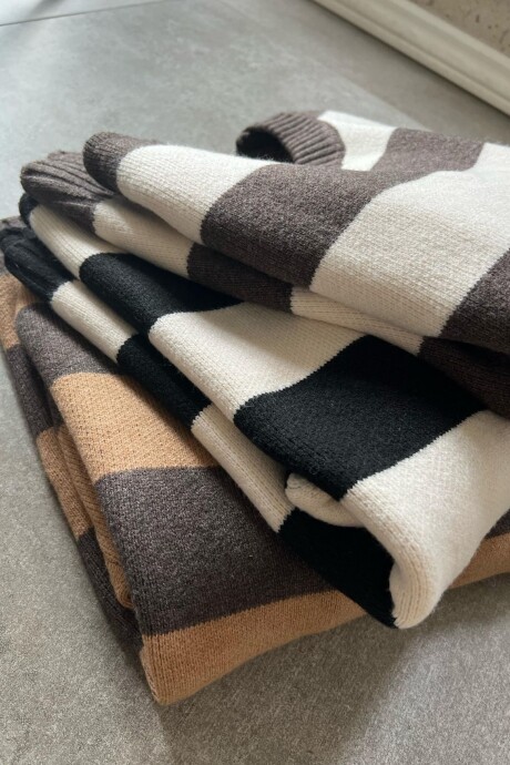 Sweater RENATA- color sorpresa! Sweater RENATA- color sorpresa!