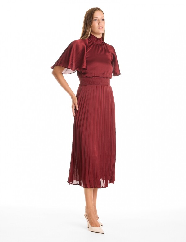 Vestido Saten Plisado BORDEAUX