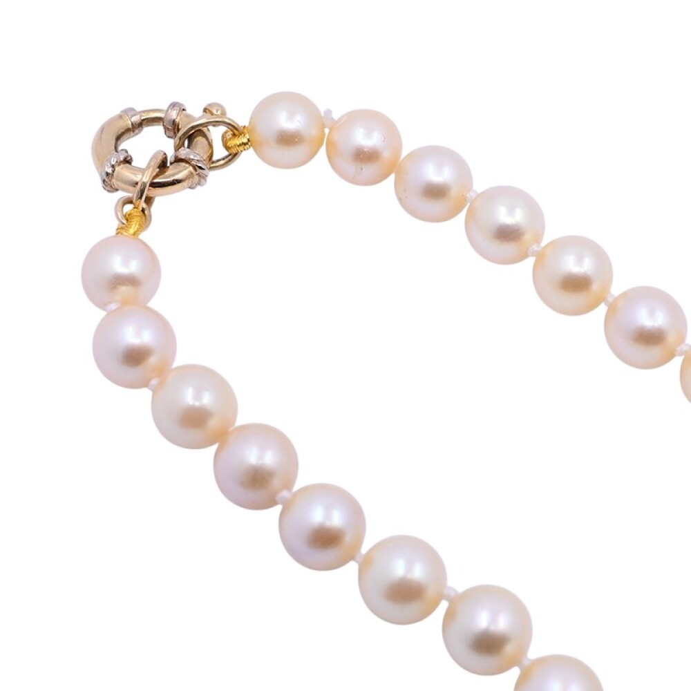 Collar perlas de cultivo argolla marinera oro 18 k. Collar perlas de cultivo argolla marinera oro 18 k.