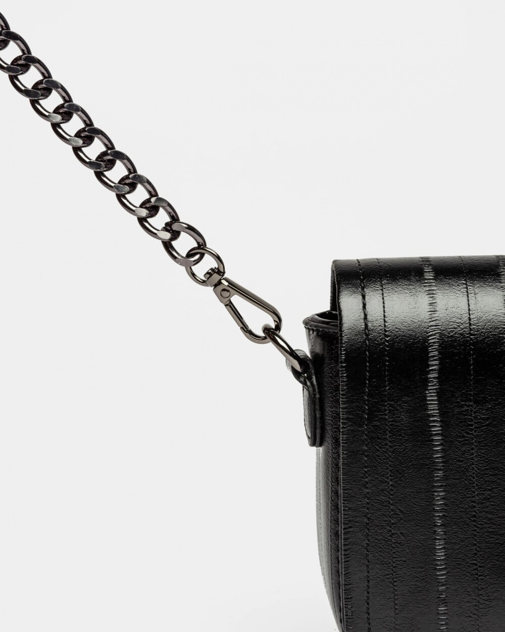 Bandolera The Flap Penny en efecto cuero anguila Negro