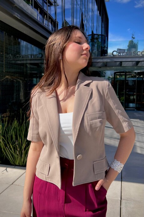 Blazer de manga corta croped Melina Gris beige